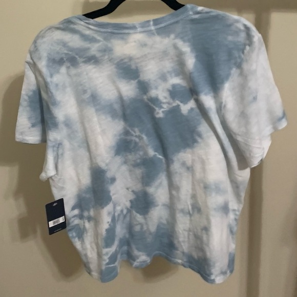 Lucky brand tshirt - Picture 2 of 5